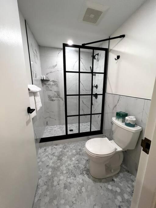 The Phenix Dtwn Historic Hotel, Room # 308 班戈 外观 照片